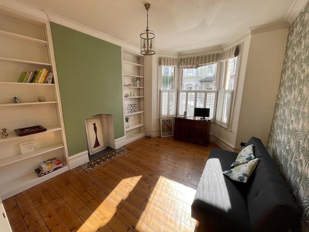 Beautiful Ground Floor Garden Flat Apartment London Bagian luar foto