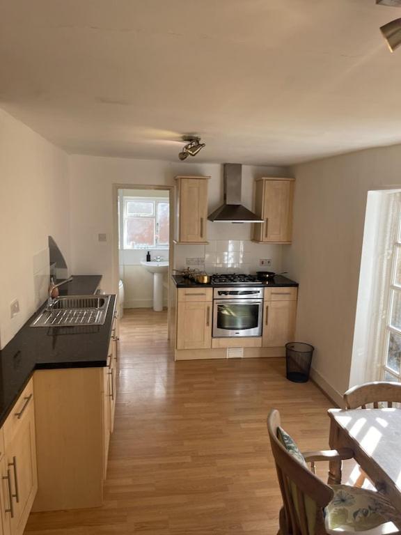 Beautiful Ground Floor Garden Flat Apartment London Bagian luar foto