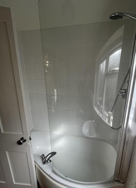 Beautiful Ground Floor Garden Flat Apartment London Bagian luar foto